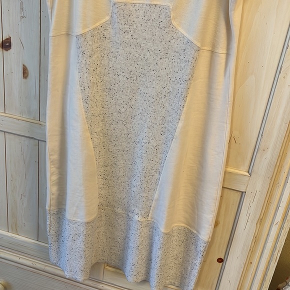 Sundance Mallorie Knit Lace Shift Dress - Picture 5 of 11